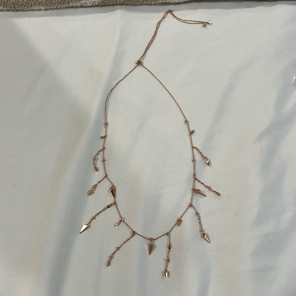 Kendra Scott rose gold necklace